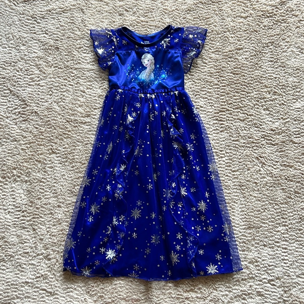 NWOT Elsa Gown